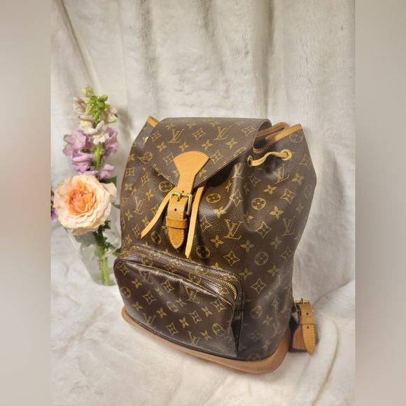 Auth Louis Vuitton Montsouris GM backpack - Picture 3 of 16